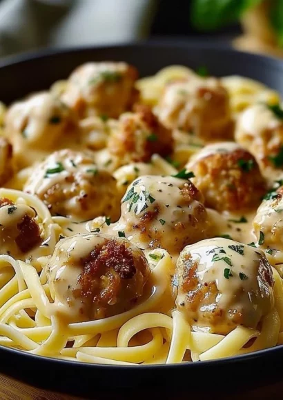 Garlic Butter Chicken Bites served with Creamy Parmesan Pasta