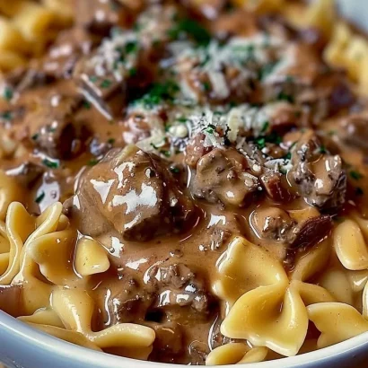 Thumbnail for Slow Cooker Creamy Garlic Beef Pasta